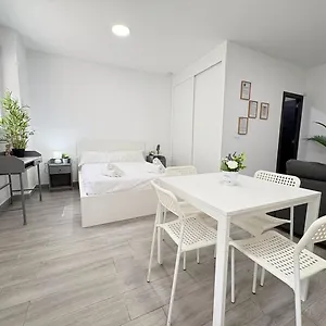 apartamento-la-paloma-mlaga.1costadelsol.com/